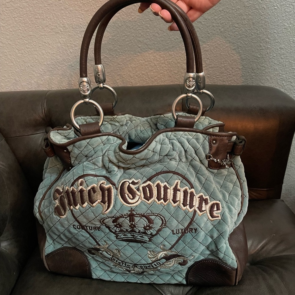 Beautiful velour Juicy couture Hand Bag